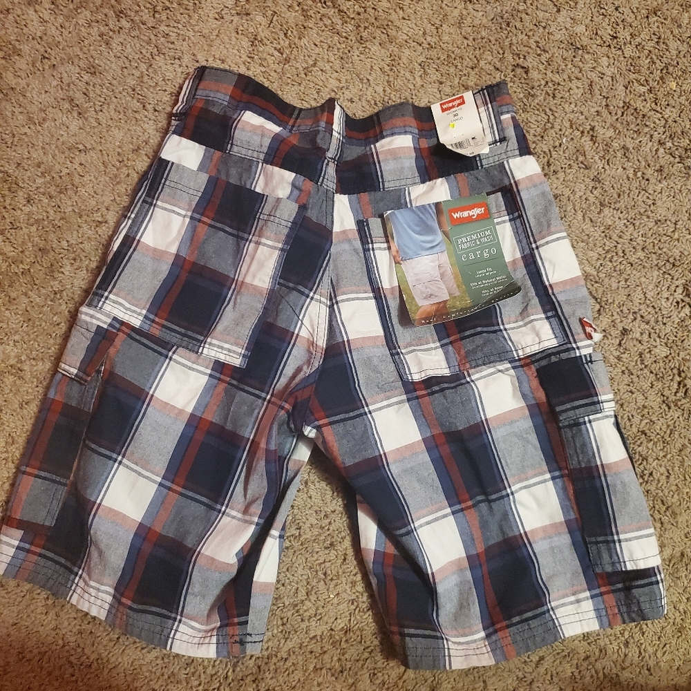 brand new wrangler shorts